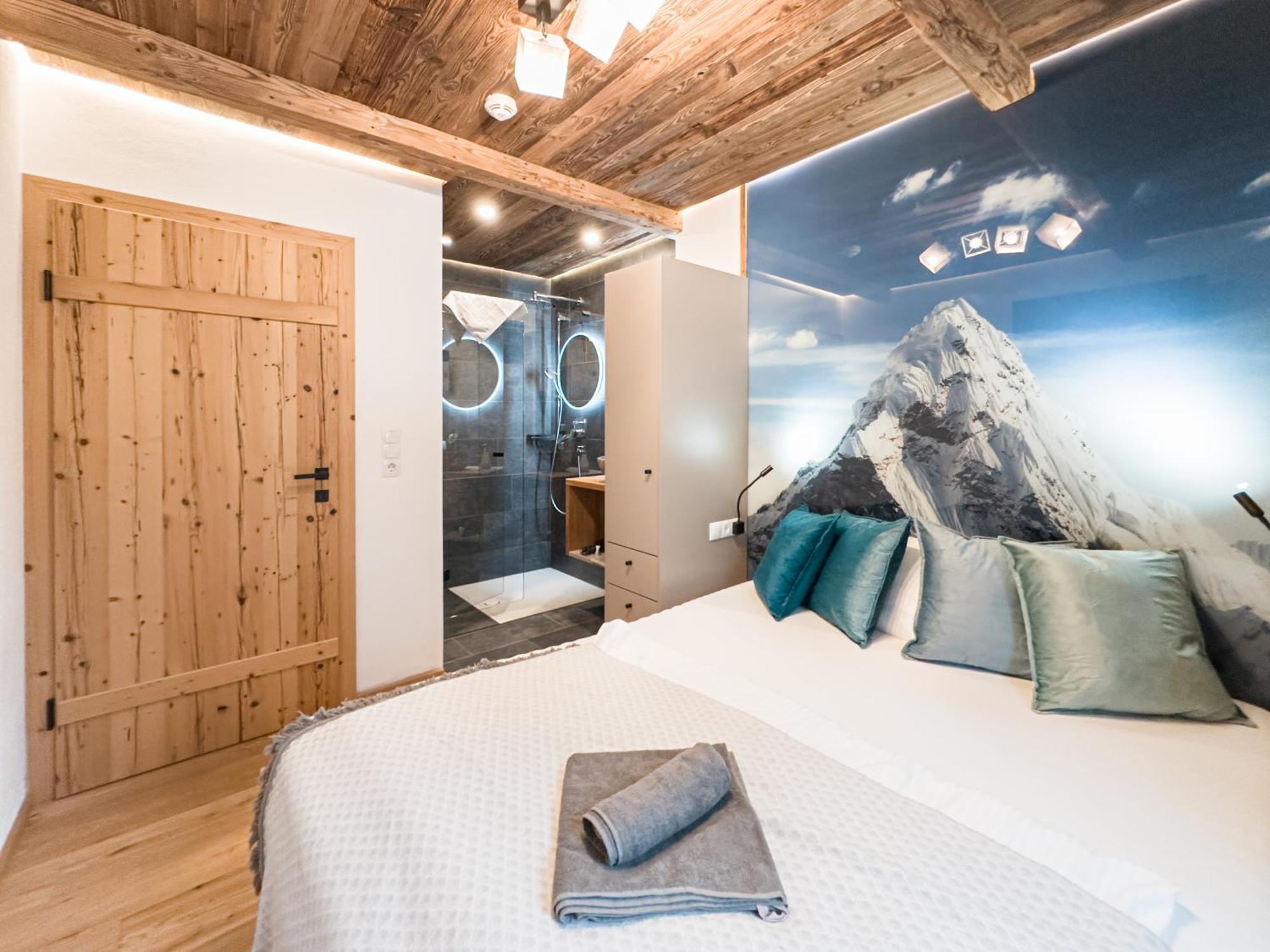 Oldwood Chalet - Balcony & Car Park By Alpenluxus Appartements Fügen Екстериор снимка