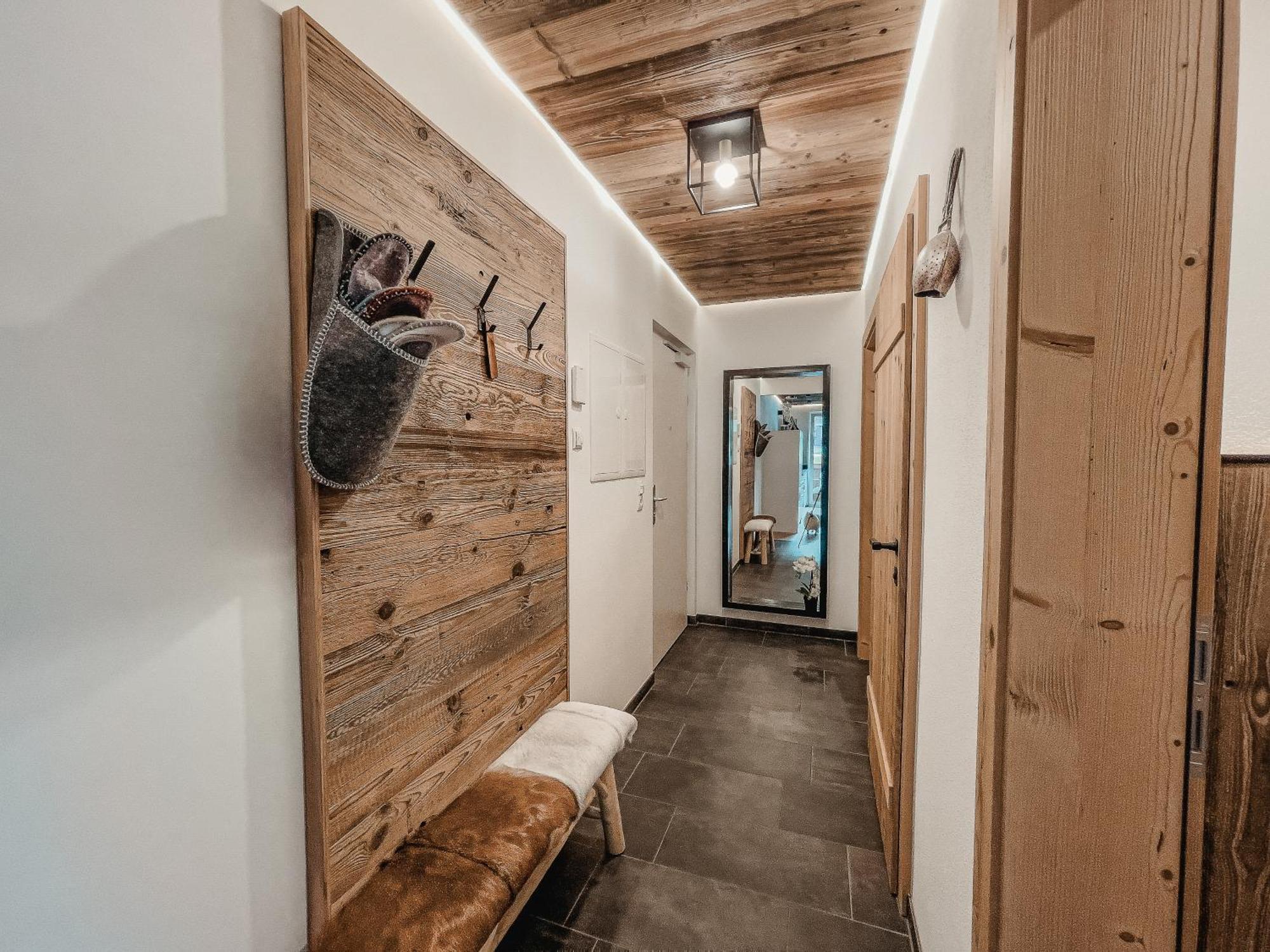 Oldwood Chalet - Balcony & Car Park By Alpenluxus Appartements Fügen Екстериор снимка